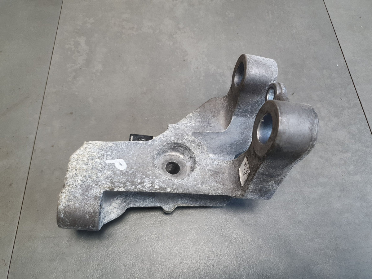 Audi SQ6 e-tron Paw Engine Bracket 85E199604C
