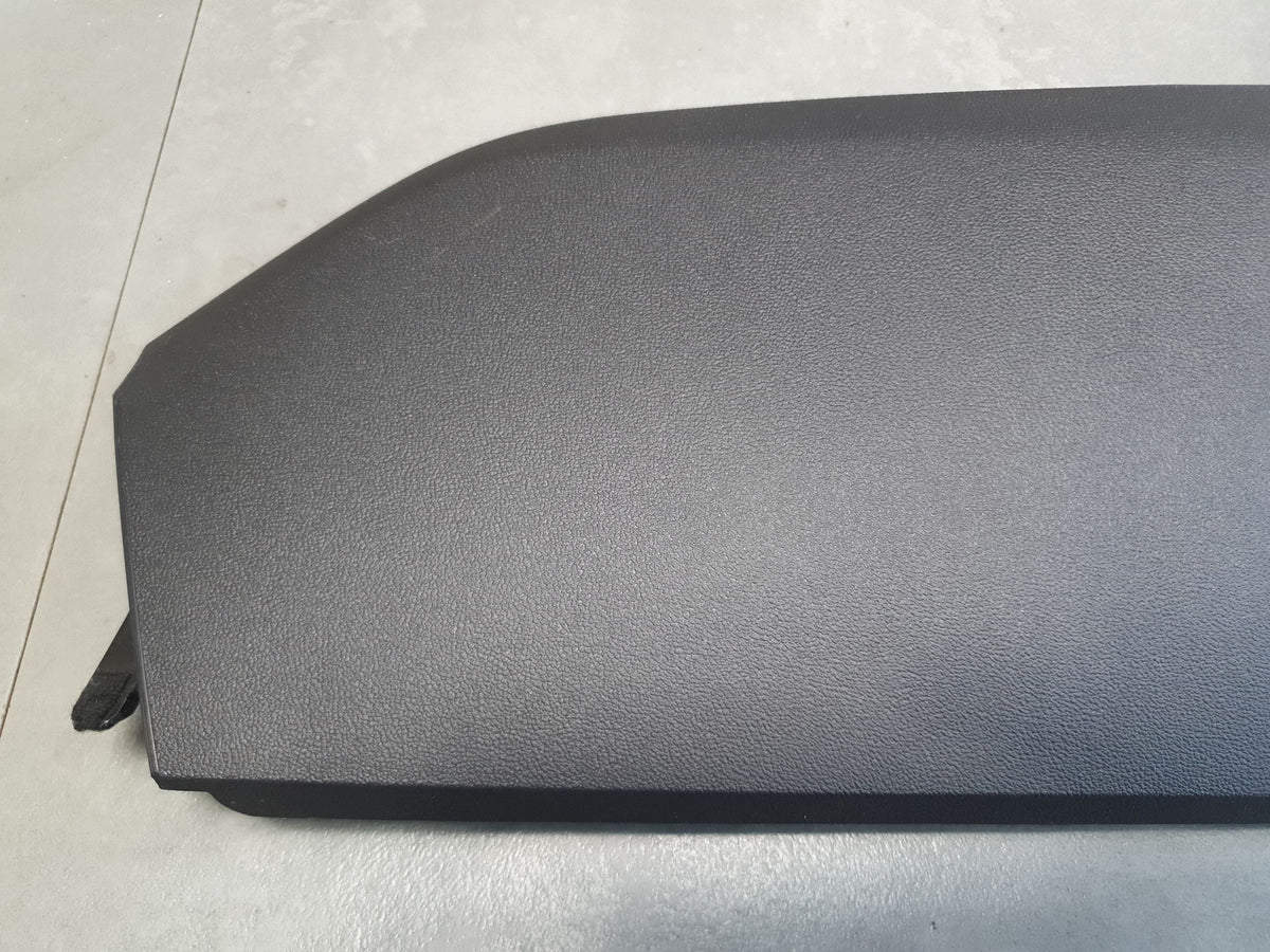 Audi SQ6 e-tron Post cover C 85H868605