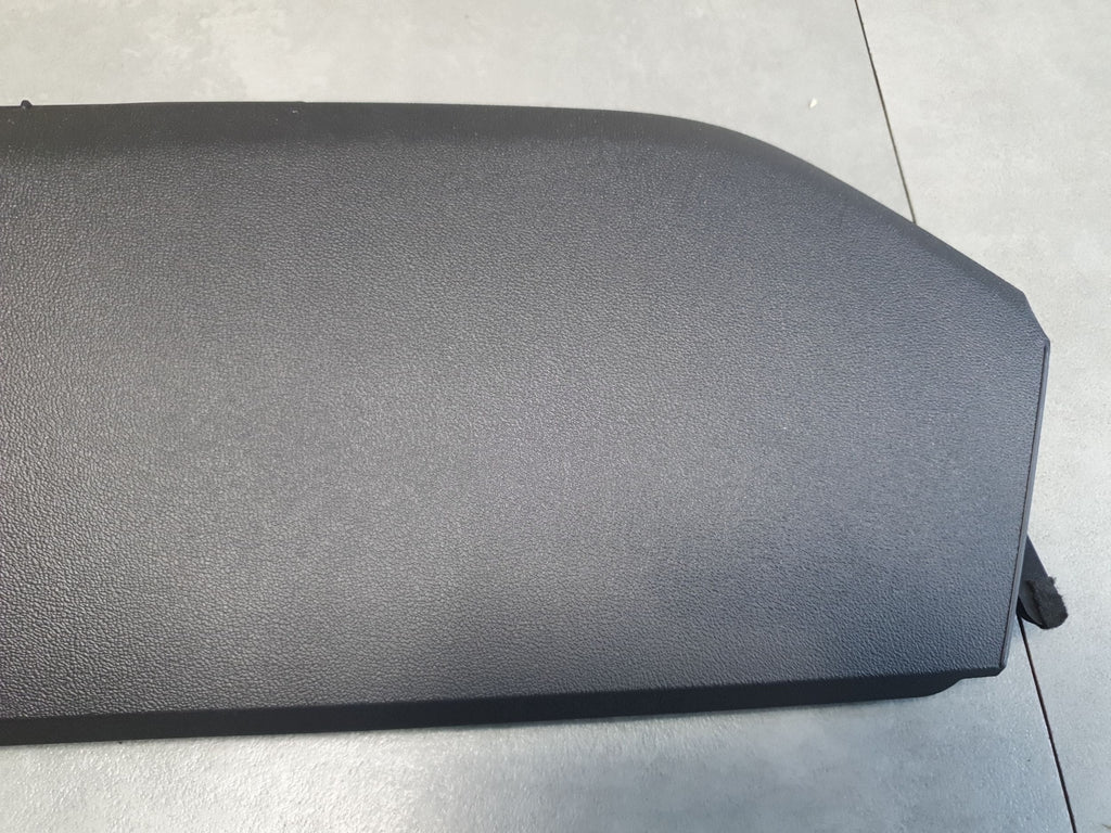 Audi SQ6 e-tron Post cover C 85H868606