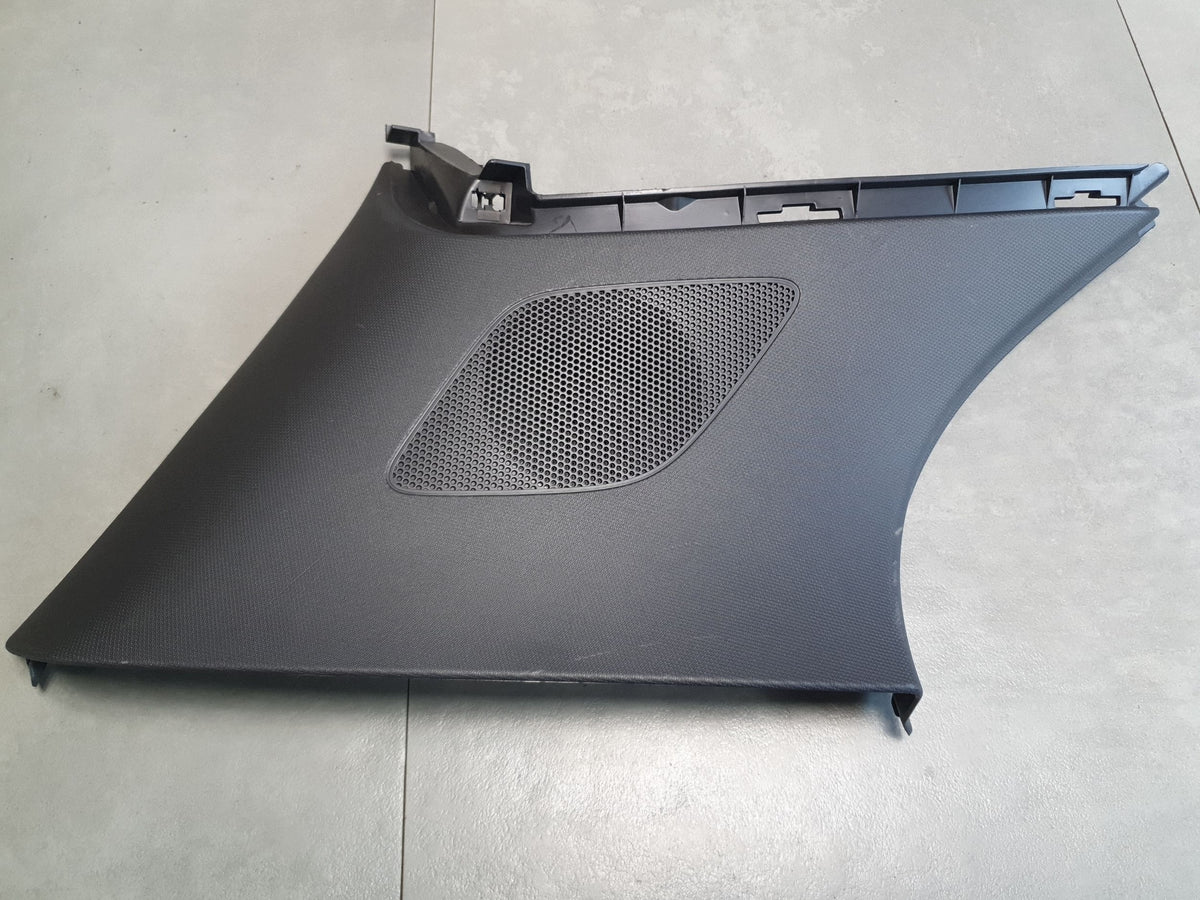 Audi SQ6 e-tron Post cover D left 85H867245A