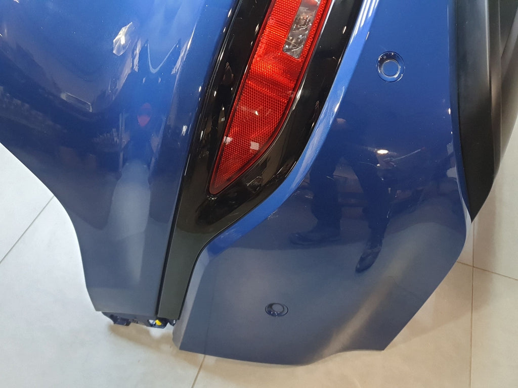 Audi SQ6 e-tron Rear bumper rear pdc complete 85H807511 lx5f