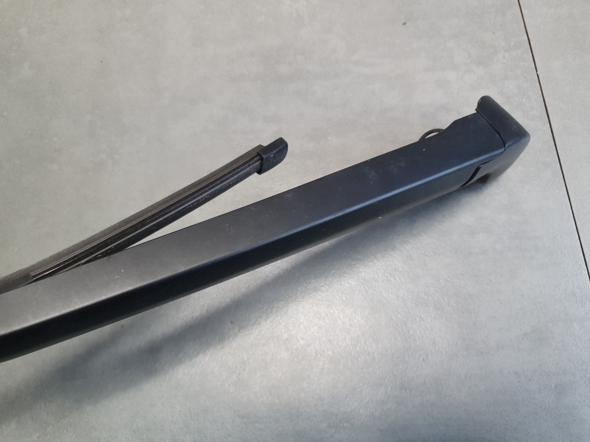 Audi SQ6 e-tron Rear wiper arm 4KE955407B