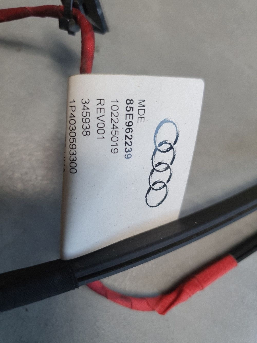 Audi SQ6 e-tron Tailgate module 85E962239