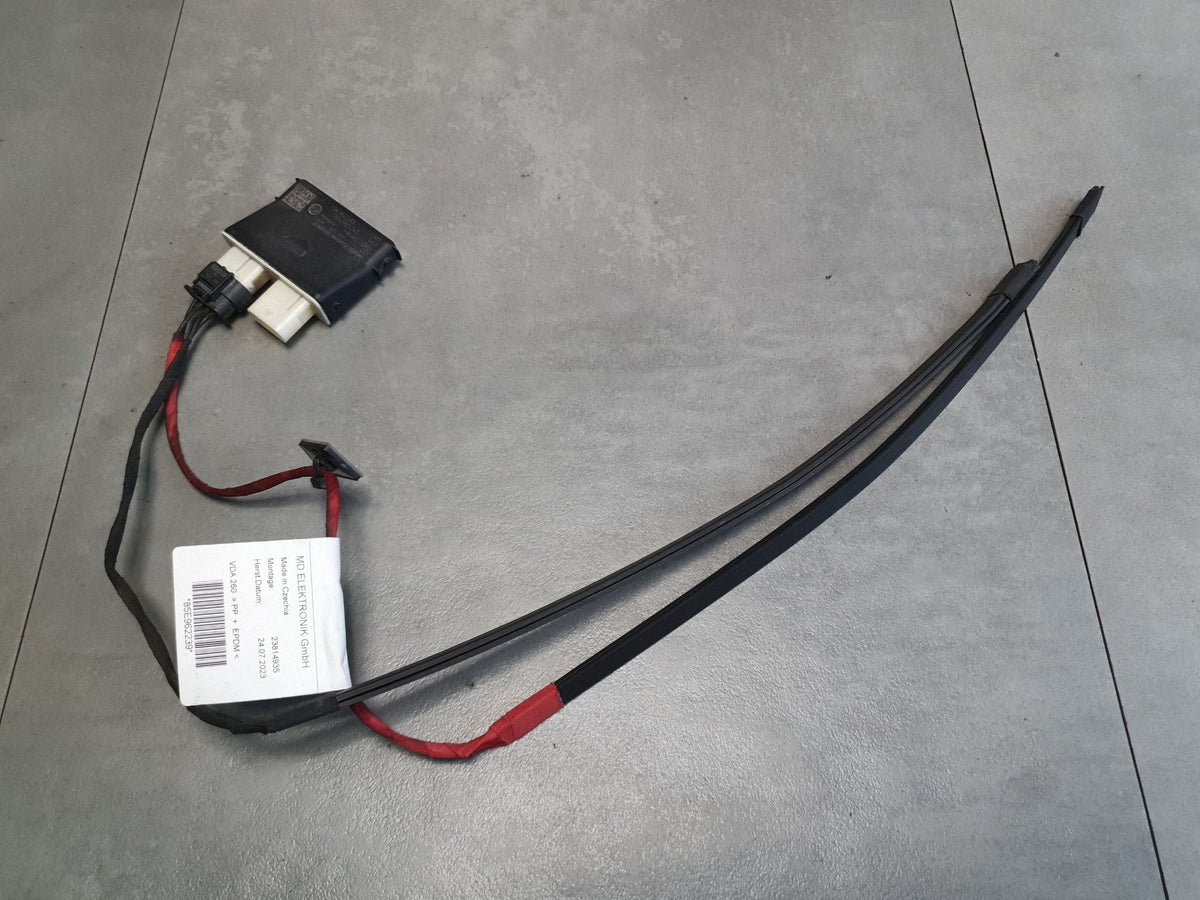 Audi SQ6 e-tron Tailgate module 85E962239