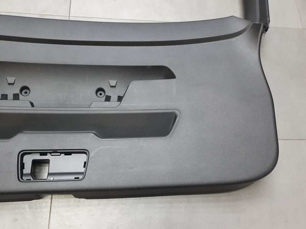 Audi SQ6 e-tron Tailgate upholstery 85H867979