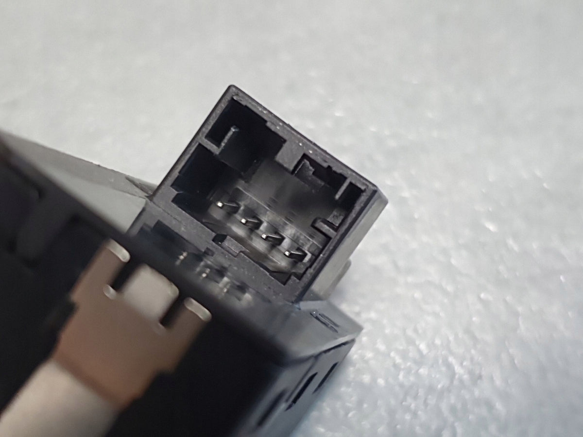 Audi SQ6 e-tron Trunk opening button 4G0959831D
