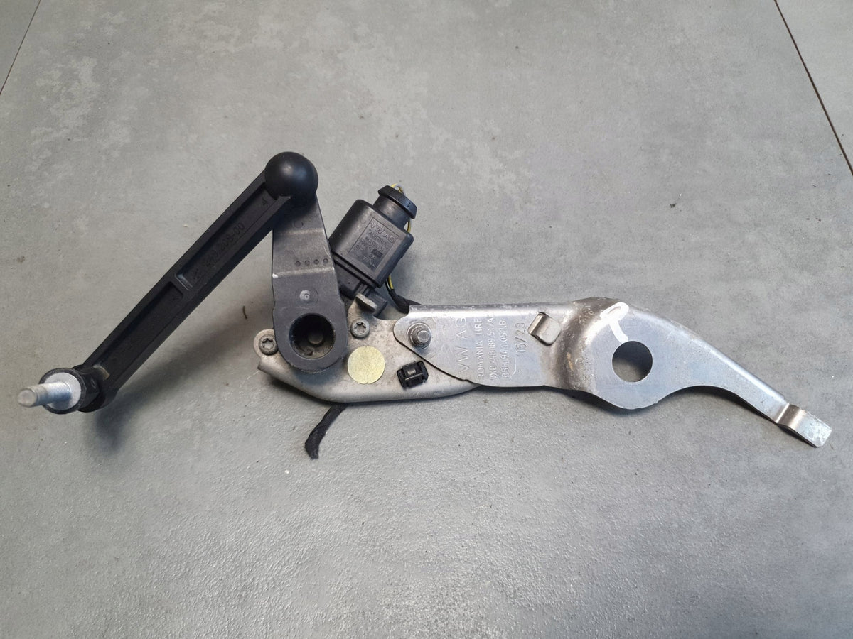 Audi SQ6 e-tron leveling sensor left front 85H941285C