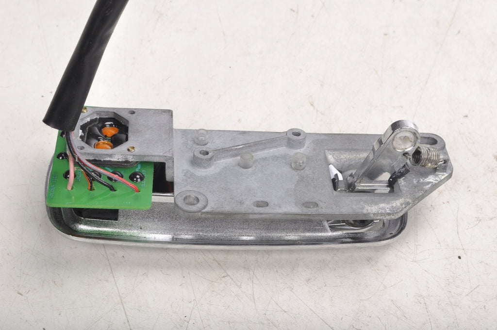 BENTLEY ARNAGE INTERIOR DOOR HANDLE LEFT FRONT