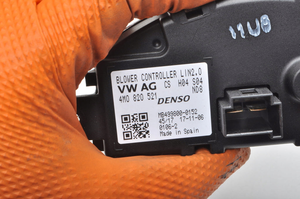 BENTLEY BENTAYGA AUDI Q7 4M 4.0 TDI BLOWER RESISTOR P0 4M0820521