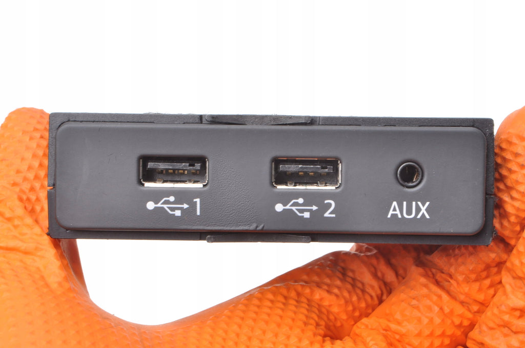 BENTLEY BENTAYGA AUDI Q7 4M INPUT USB SOCKET 4M0035736A