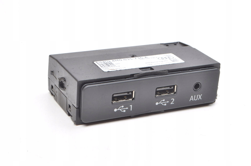 BENTLEY BENTAYGA AUDI Q7 4M INPUT USB SOCKET 4M0035736A