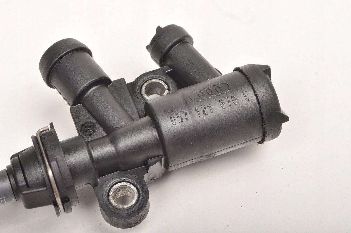 BENTLEY BENTAYGA AUDI Q7 SQ7 A8 4.0 TDI WATER VALVE 057121670E