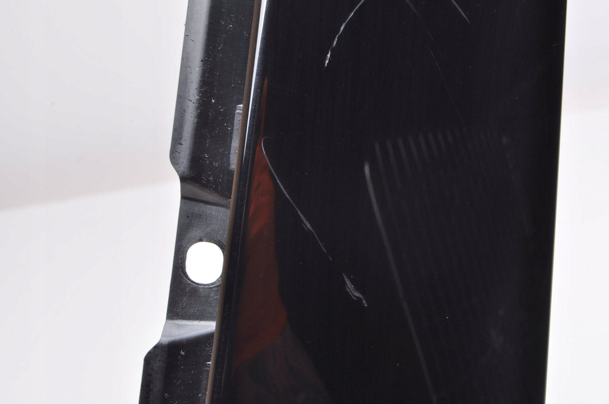 BENTLEY BENTAYGA DOOR TRIM RIGHT REAR 36A839902 18R