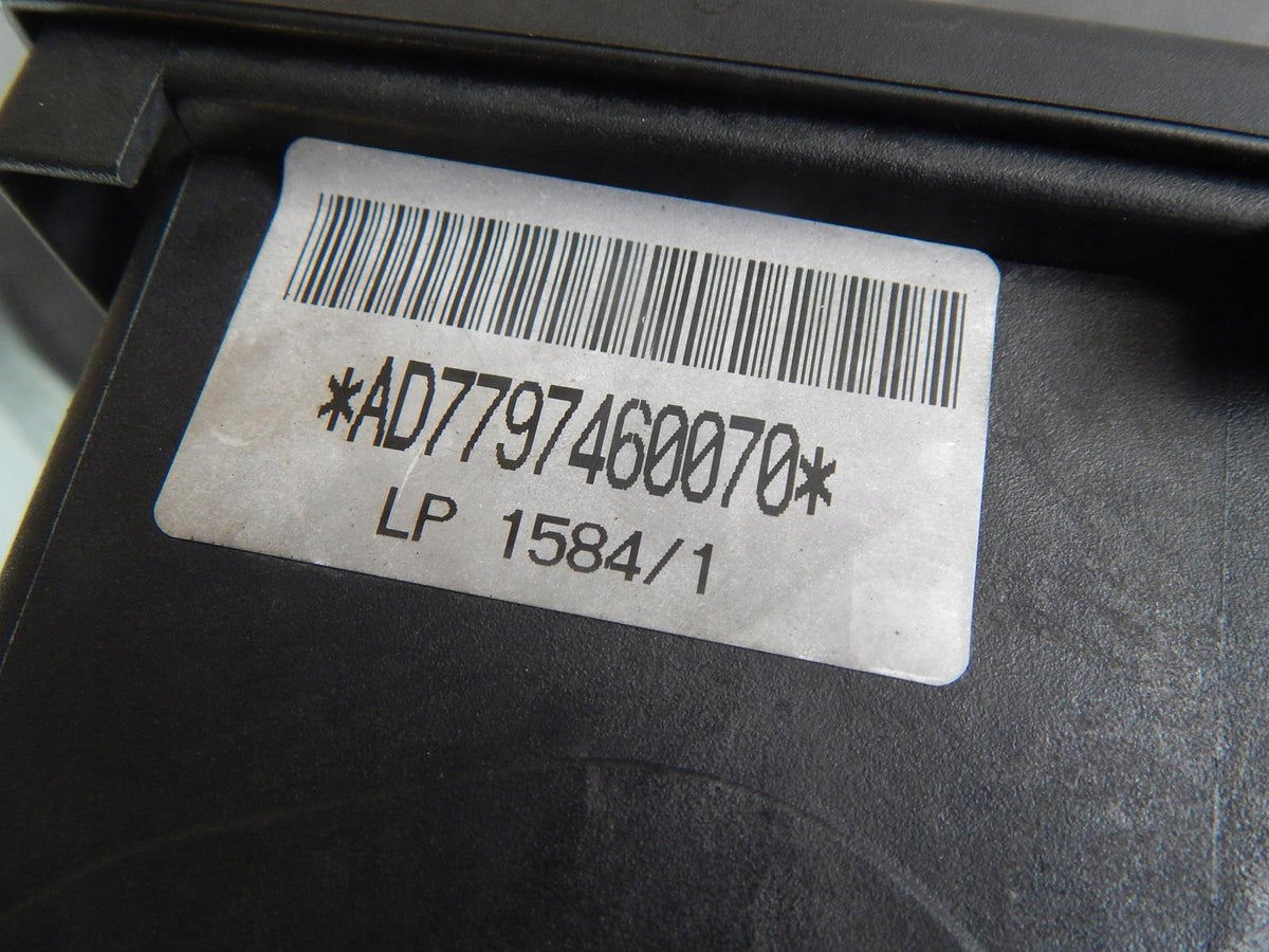 BMW 1 E-87 2.0 AIR FILTER HOUSING 70316826