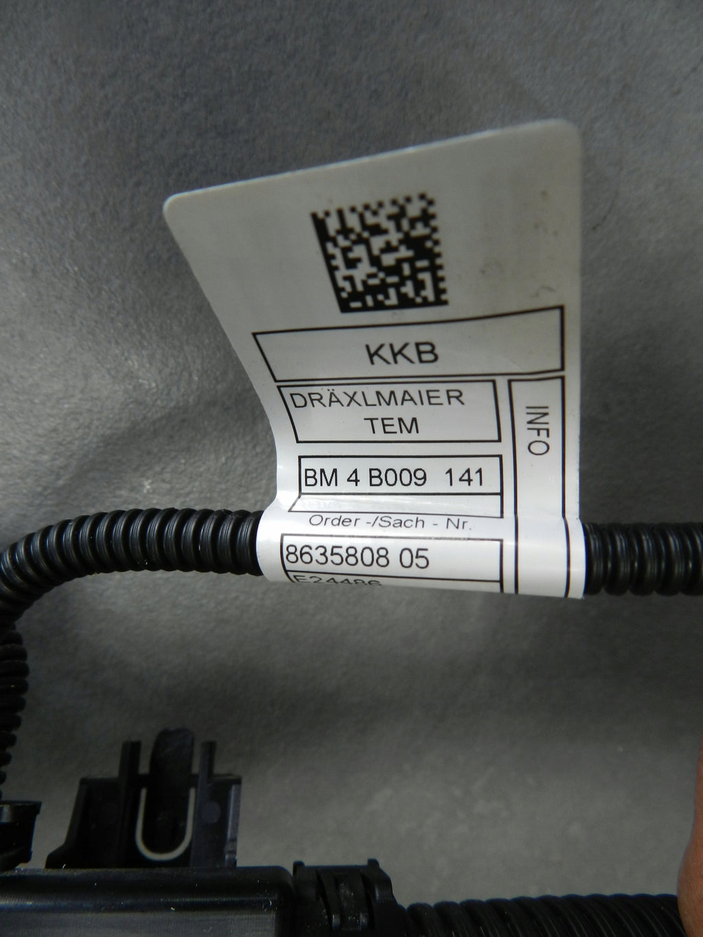 BMW 1 F20 1.5i ENGINE HARNESS 8635808