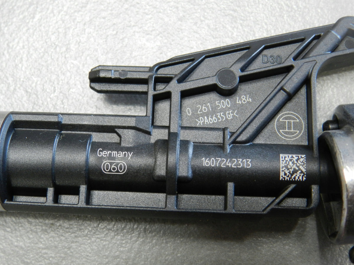 BMW 1 F20 1.5i INJECTION INJECTOR 0261500484