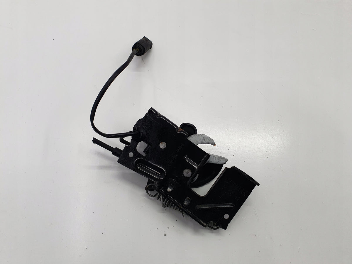 BMW 1 F20 F21 MASK LOCK RIGHT 4895946