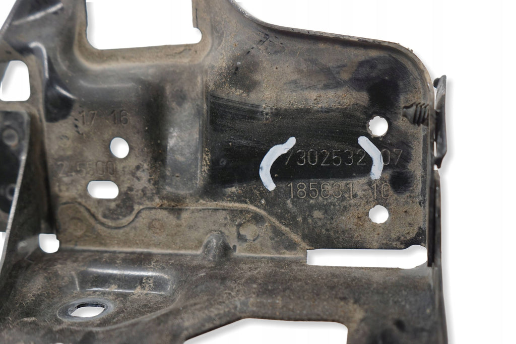 BMW 2 F45 F46 16R BRACKET LAMP MOUNT LEFT FRONT 7302532