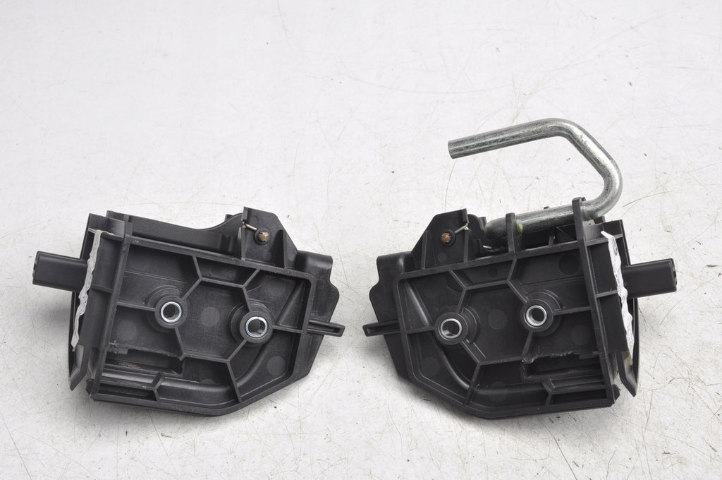 BMW 2 F46 GRAN TOURER LOCK TRUNK BLINDS