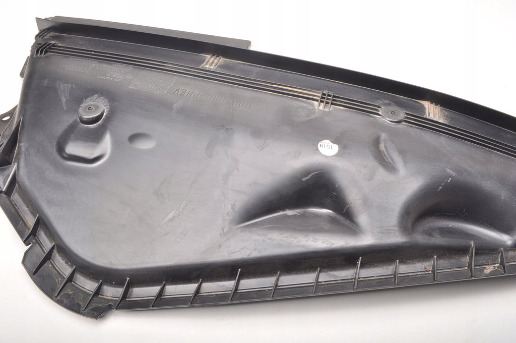 BMW 2 U06 COVER PLASTIC 9625430