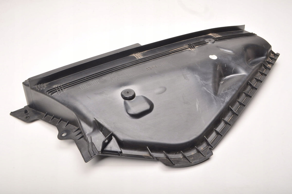 BMW 2 U06 COVER PLASTIC 9625430