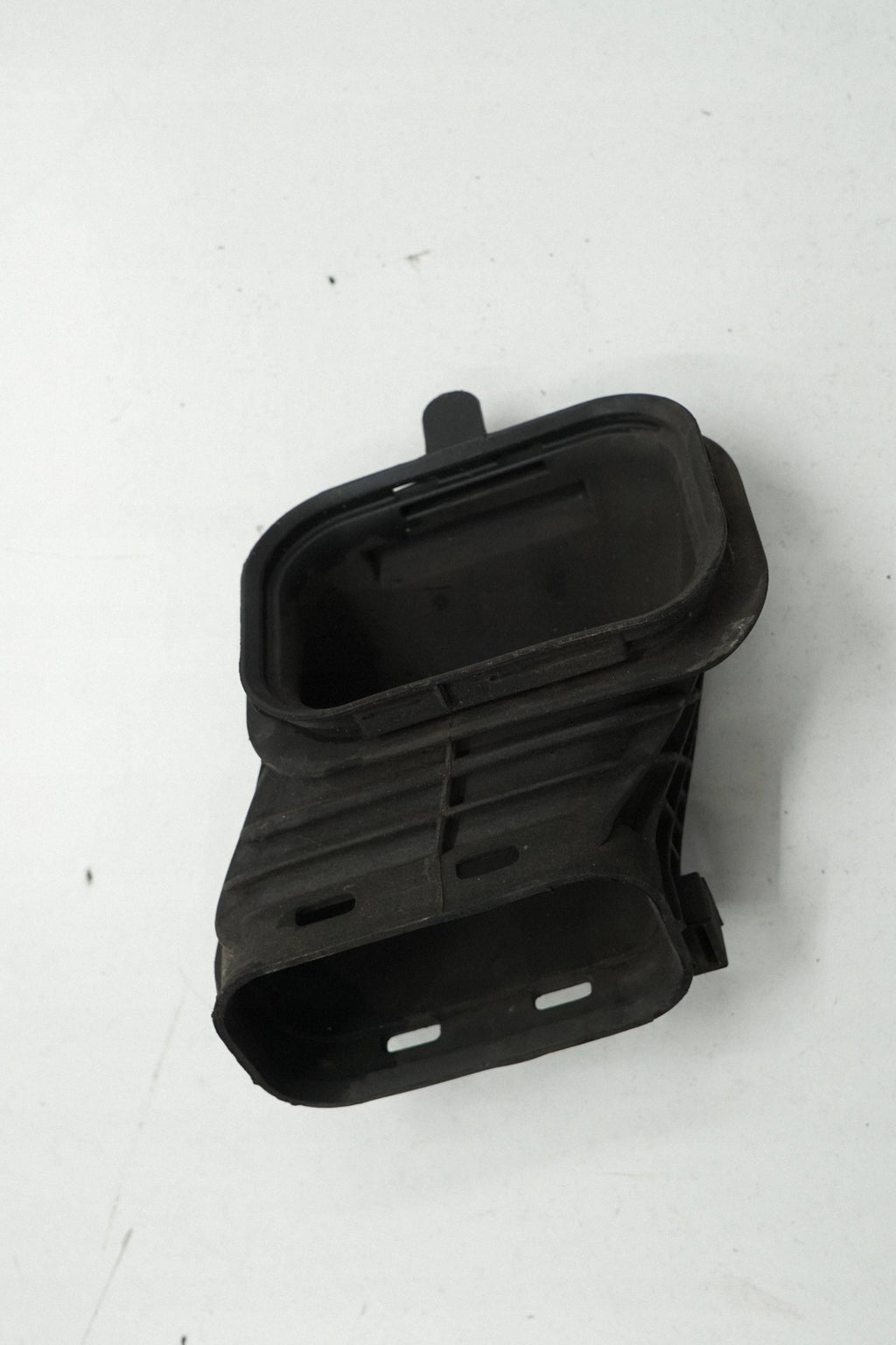 BMW 3 F30 12R 2.0D AIR INTAKE PIPE 7613156
