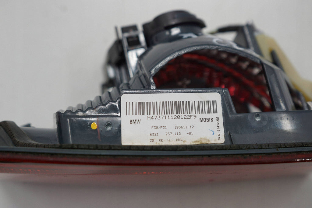 BMW 3 F30 14R FLAP LAMP RIGHT REAR 7371112
