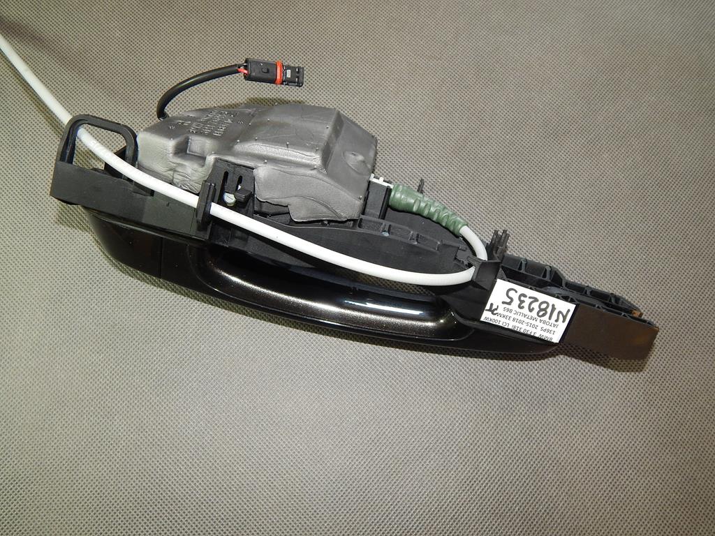 BMW 3 F30 DOOR HANDLE RIGHT REAR ILLUMINATED B65