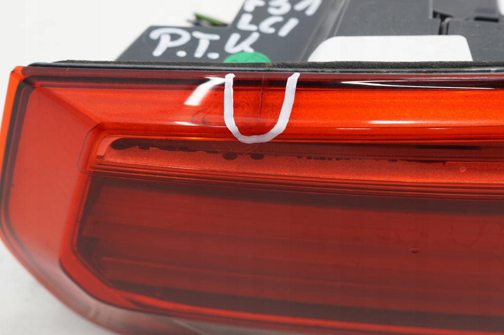 BMW 3 F30 F31 LIFT 16R LAMP RIGHT REAR FLAP 7369120 DAMAGED