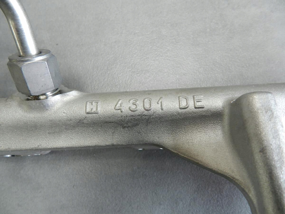 BMW 3 F30 F34 2.0 INJECTION RAIL SENSOR 8643665
