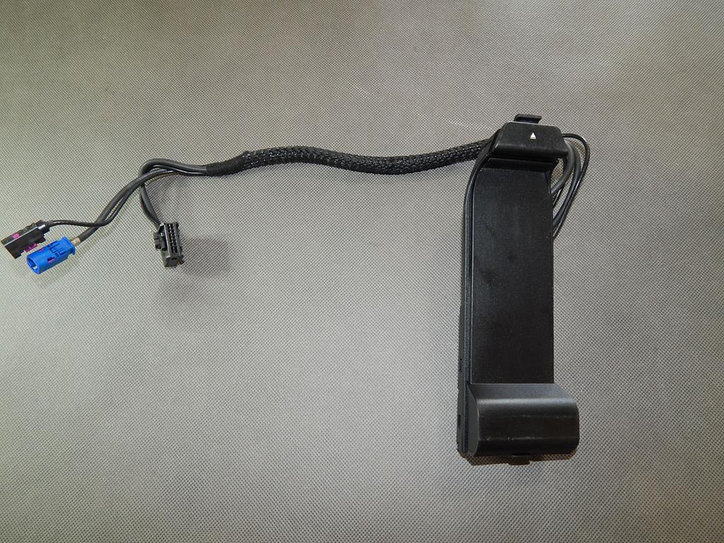 BMW 3 F30 PHONE ADAPTER 9220652