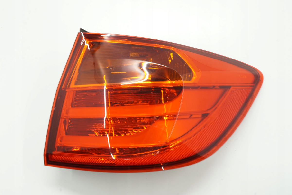 BMW 3 F31 13R LAMP RIGHT REAR 7429728