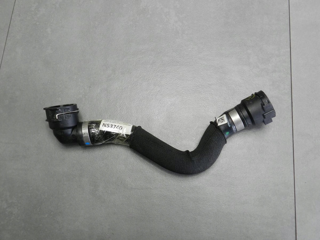 BMW 3 G20 2.0i WATER CABLE 8589864