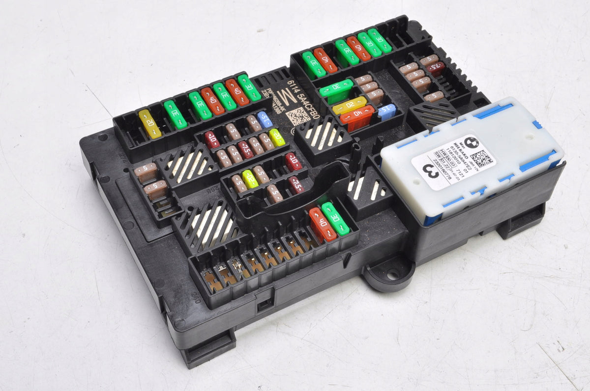 BMW 3 G20 CURRENT DISTRIBUTOR 5A4CFB0 5A647E2