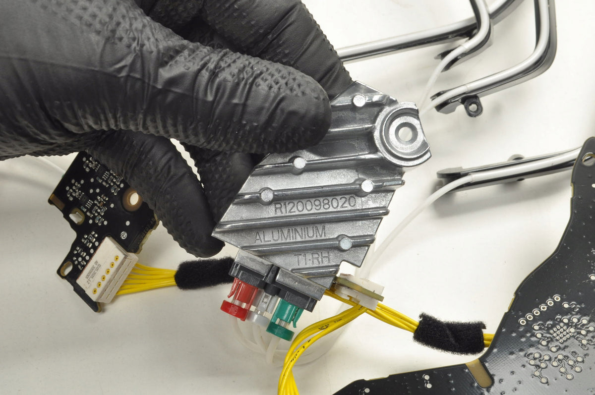 BMW 4 G22 CONVERTER LED MODULE RIGHT R120098020
