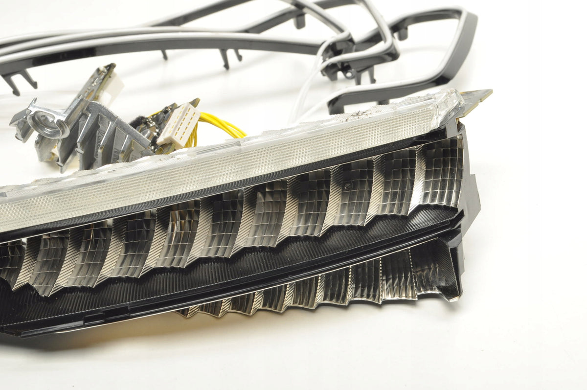 BMW 4 G22 CONVERTER LED MODULE RIGHT R120098020