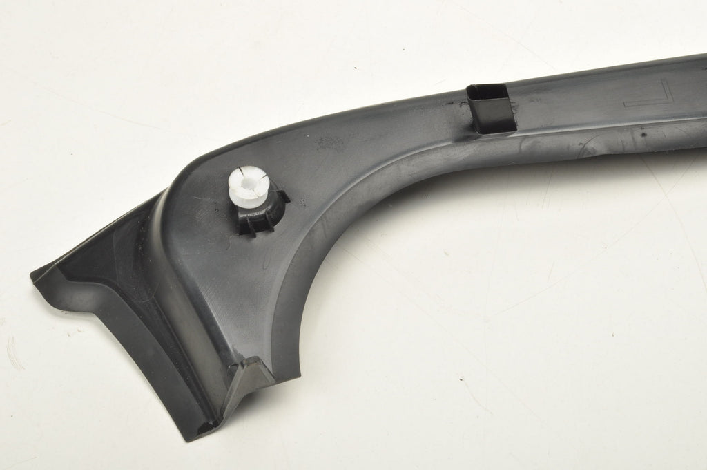 BMW 4 G22 G23 DRAINAGE GUTTER COVER LEFT