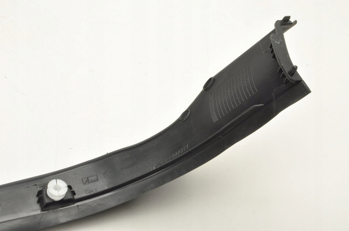 BMW 4 G22 G23 DRAINAGE GUTTER COVER LEFT