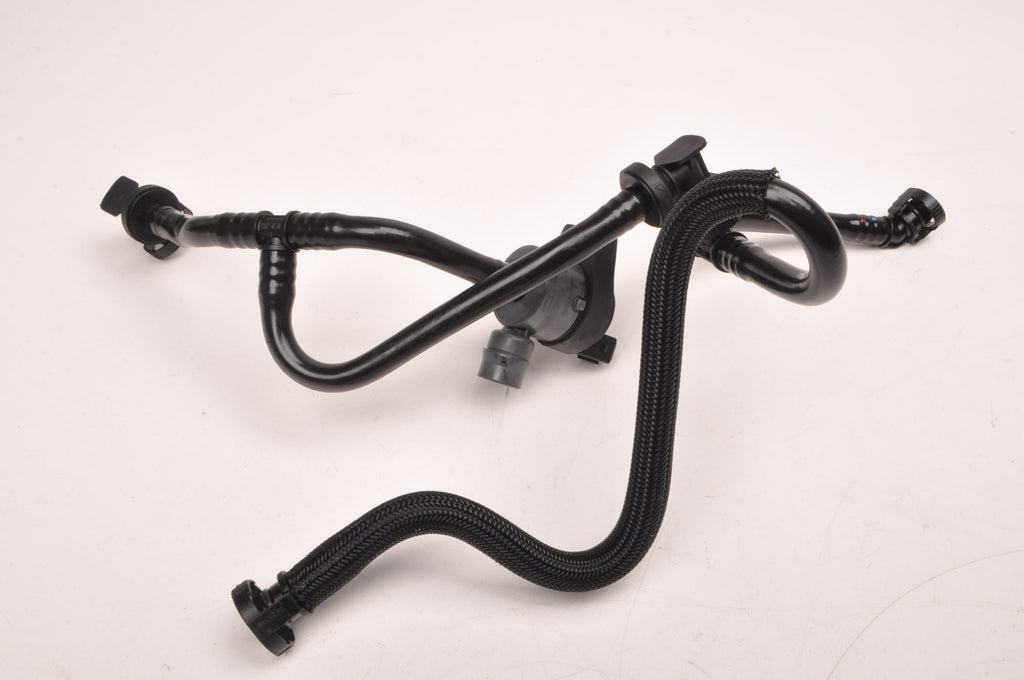 BMW 4 M4 F82 3.0 PIPE FUEL LINE 7848454 7848455