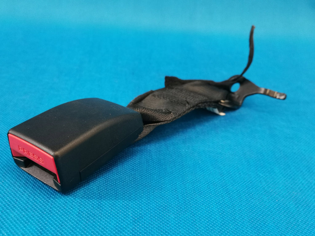 BMW 5 ER G31 TOURING 2018 R 520D 140KW BELT CLASP MIDDLE REAR 7494175
