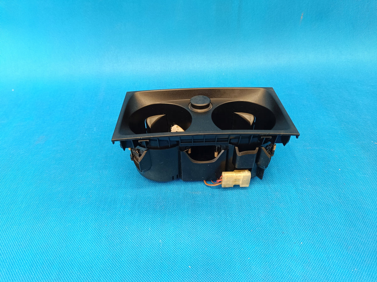 BMW 5 ER G31 TOURING 2018 R 520D 140KW CUP HOLDER 9349831