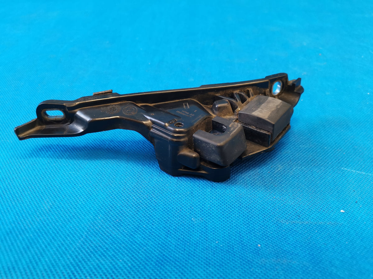 BMW 5 ER G31 TOURING 2018 R 520D 140KW FLAP FENDER RIGHT 7390422