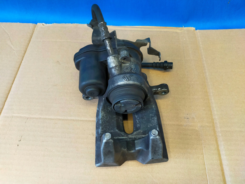 BMW 5 ER G31 TOURING 2018 R 520D BRAKE CALIPER REAR RIGHT FOR DISCS 330MM