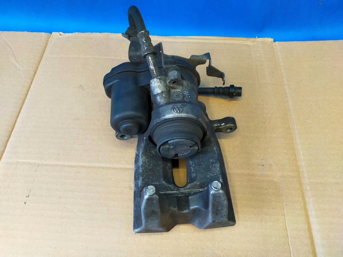 BMW 5 ER G31 TOURING 2018 R 520D BRAKE CALIPER REAR RIGHT FOR DISCS 330MM