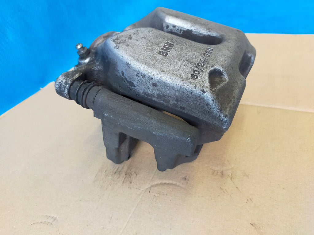 BMW 5 ER G31 TOURING 2018R 520D BRAKE CALIPER LEFT FRONT FOR DISCS 330MM