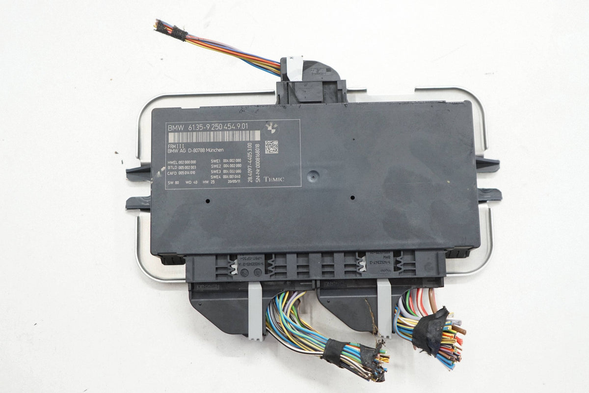 BMW 5 F10 F11 11R MODULE LIGHT CONTROLLER 9250454