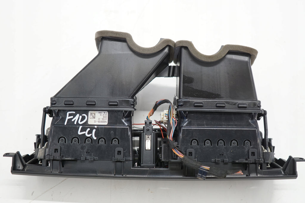 BMW 5 F10 F11 LIFT 15R AIR SUPPLY GRILLE MIDDLE BOARD 9209136