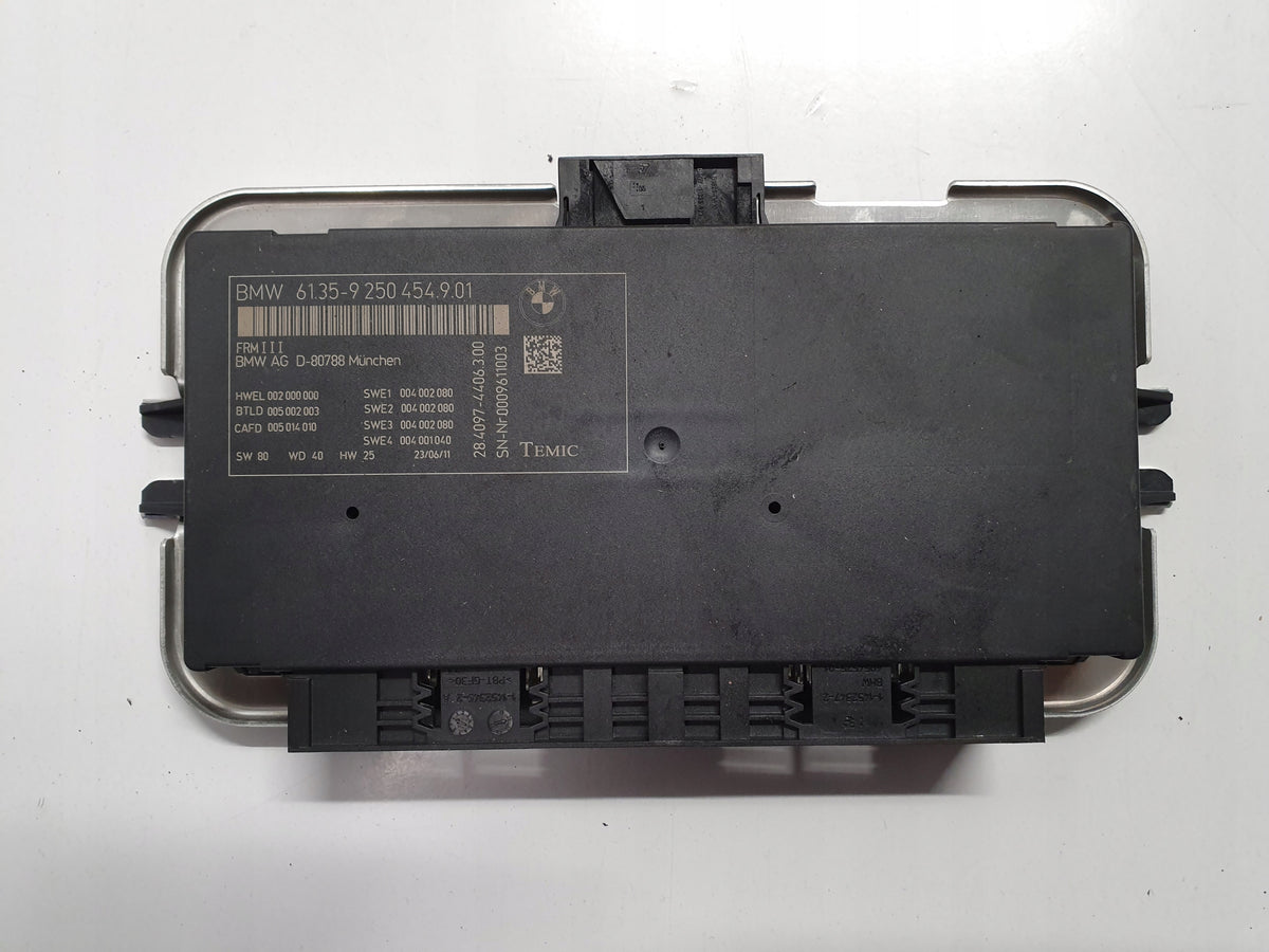 BMW 5 F10 F11 MODULE LIGHT CONTROLLER 9250454