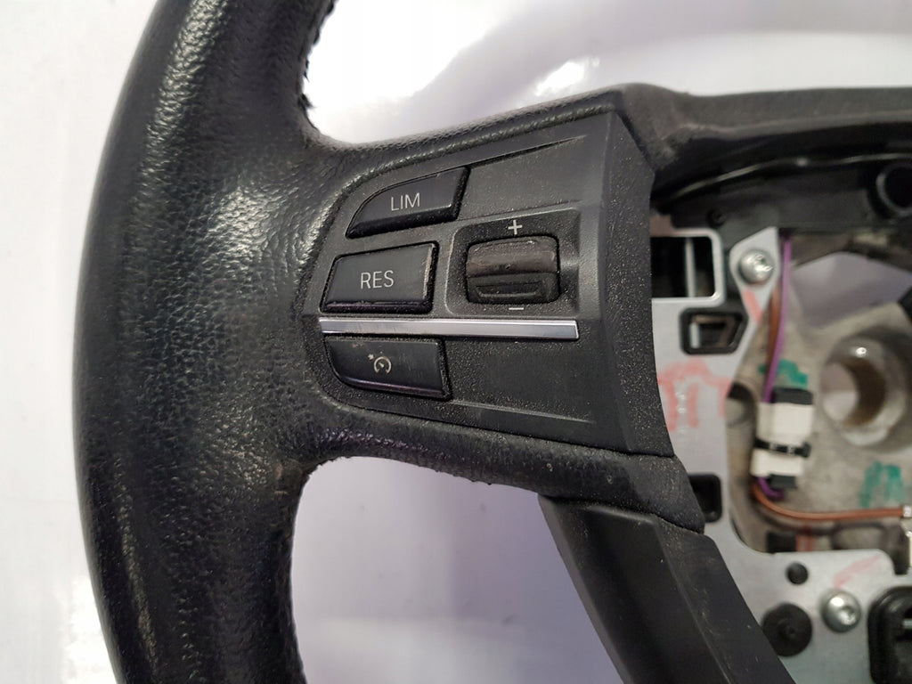 BMW 5 F10 F11 STEERING WHEEL LEATHER MULTIFUNCTION
