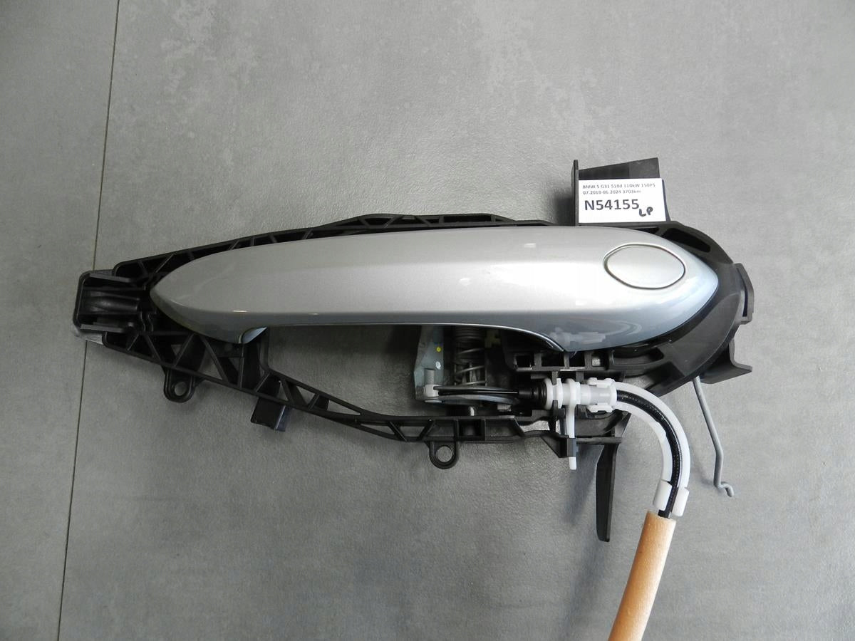 BMW 5 G31 HANDLE LEFT FRONT A83 7401203 7443043